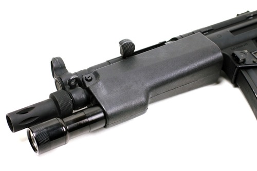 フラッシュライト付きハンドガード