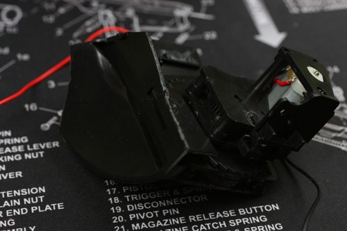 給弾ユニットに取付けたところ