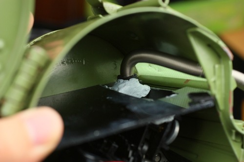 イモネジで固定完了