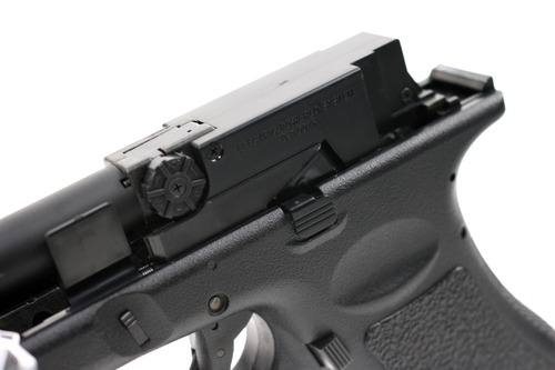 チャンバーやローディングノズル等が納められている