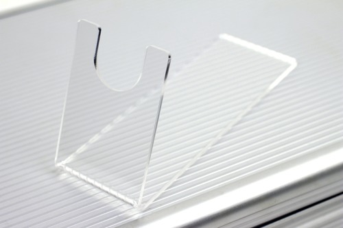 クリアなスタンド