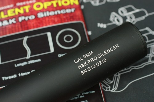 ブラスト処理されたボディが良い味を出している