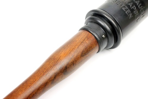 綺麗な木製の柄