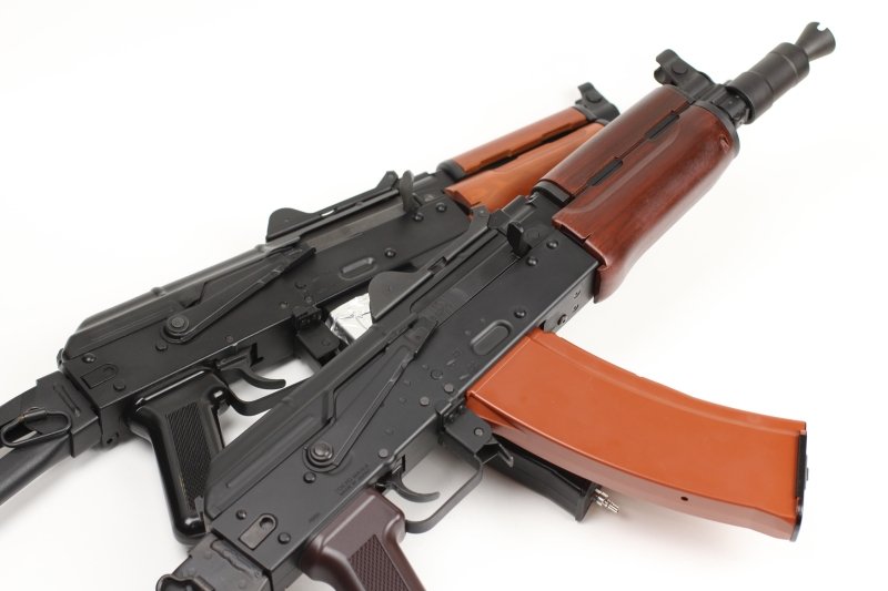 ガスブローバック使いも納得の性能！東京マルイ 次世代電動ガン AKS