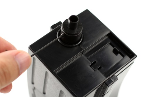 マガジンアタッチメントを取り付け