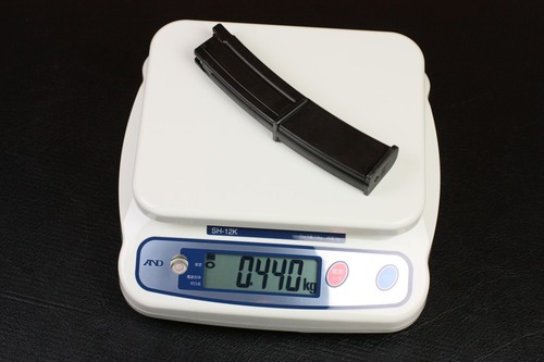 マガジンは440g