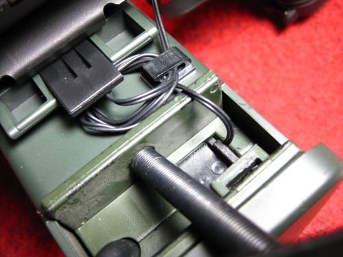 マガジン内部へ