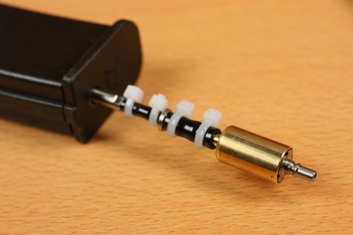 フリーダムアートのプラグ