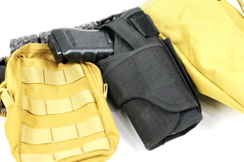 余った汎用のナイロンホルスター