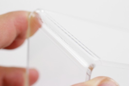 曲げ加工が荒い