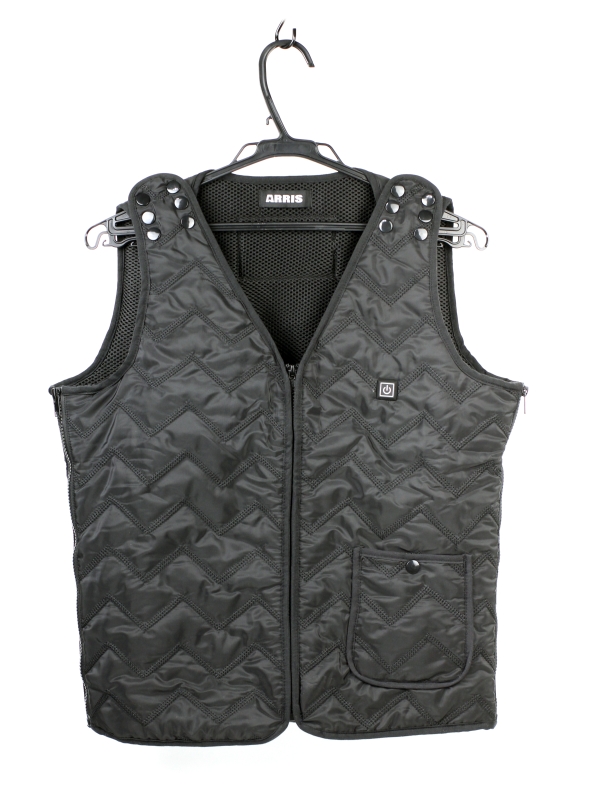 電気で発熱する！ARRIS 充電式電熱ベストを買ってみた : GUN DOLL