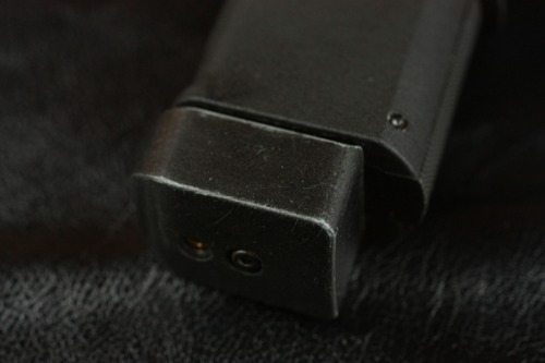 マガジン下の出っ張りはガスタンク