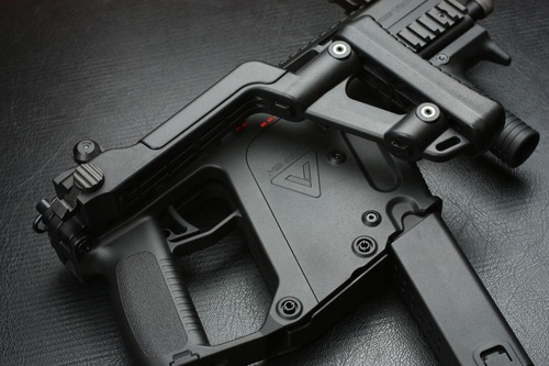 ストック折りたたみ時ストック側