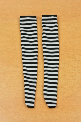 オーバーニーソックス