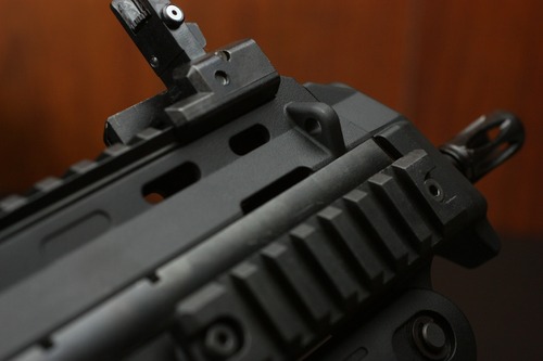 フロントのスリング用ホール