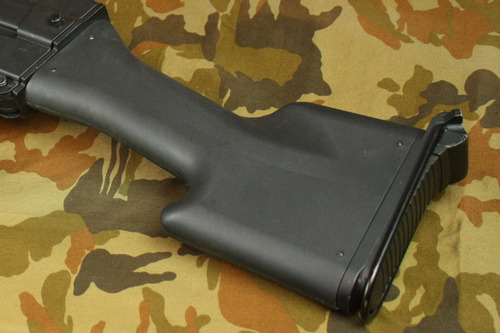 改修されラージバッテリも入るように