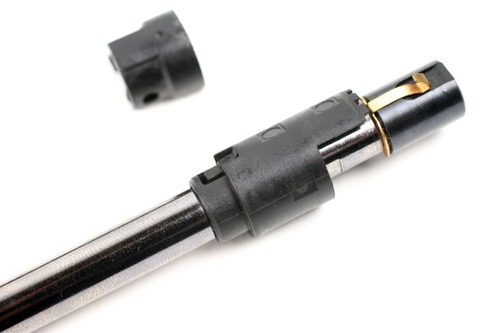 アジャスター部分をマズル側にスライド