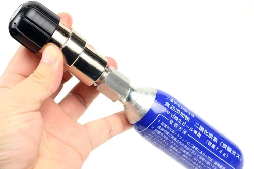 汎用ボンベアダプター