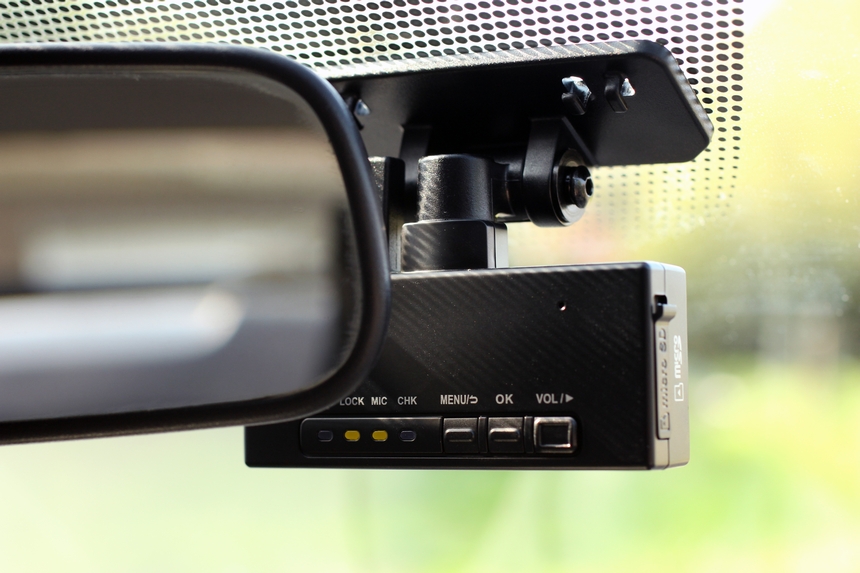 ドライブレコーダー 駐車監視モード の過熱対策をする 俺のz33カスタム日記