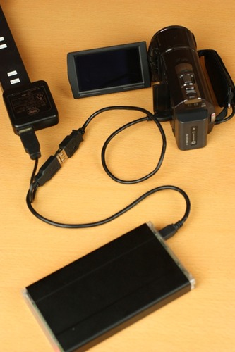 USB Y字ケーブルを使用して安定化させる