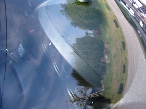 洗車後のフロントガラス