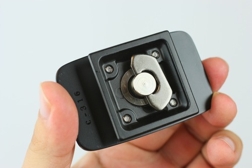 クイックシューの裏側