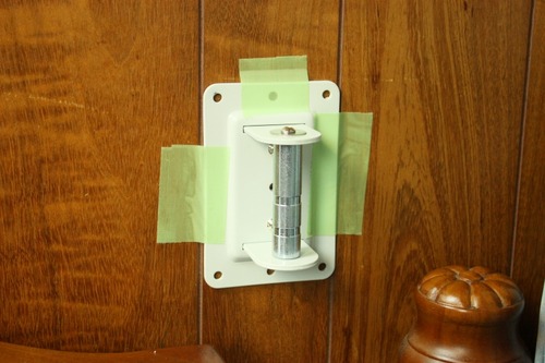 壁付けブラケットの仮付け