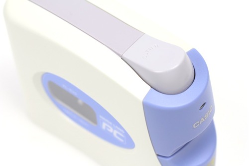 手動のカッター用ボタン