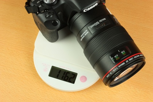 EOSKissX3と合わせると1162g