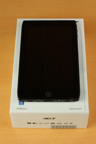 Acer ICONIA TAB A100 前面から