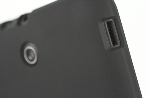 microSDスロットも大丈夫