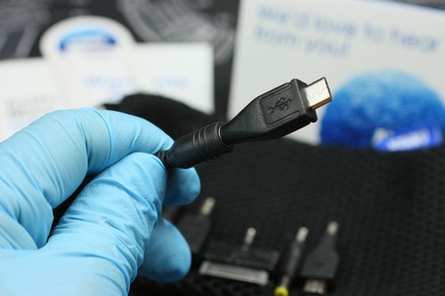 簡単には抜けない