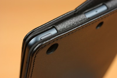 電源ボタンが非常に押しにくい