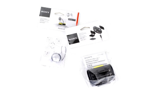 スケルトンケースとハードレンズプロテクター