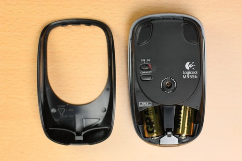 電池カバーの取り外し