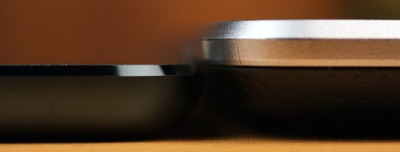 Nexus7との薄さ比較