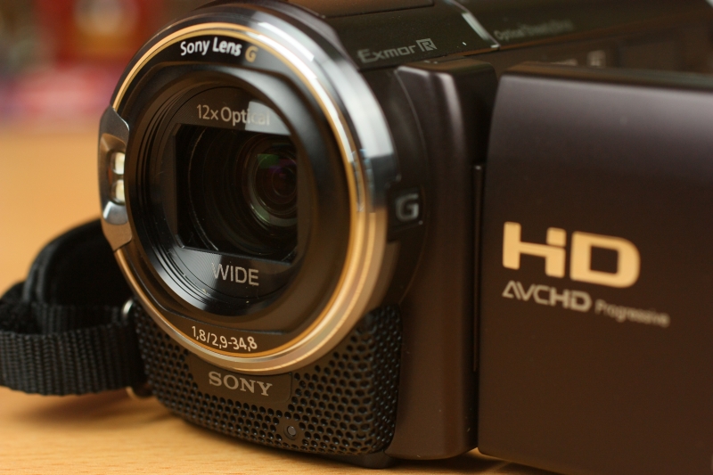 手ぶれに強いHDデジタルビデオカメラ SONY HDR-CX590Vレビュー 手ぶれに強いHDデジタルビデオカメラ SONY HDR-CX590Vレビュー