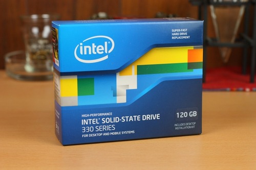 Intel SSD 330 Series SSDSC2CT120A3K5パッケージ