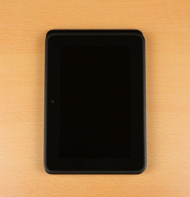 iPad miniの上にKindleFireHDを載せてみる