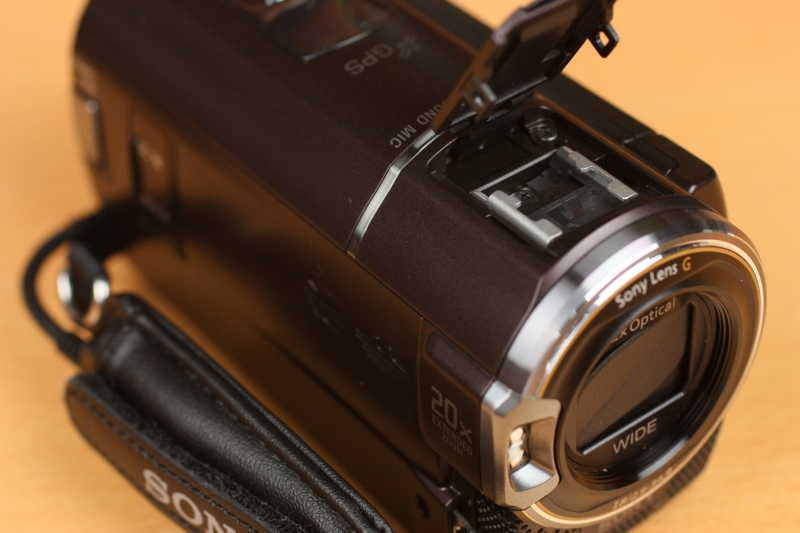手ぶれに強いHDデジタルビデオカメラ SONY HDR-CX590Vレビュー 手ぶれに強いHDデジタルビデオカメラ SONY HDR-CX590Vレビュー