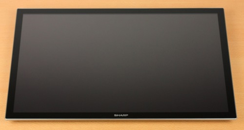 タッチセンサーのためかモニターが灰色