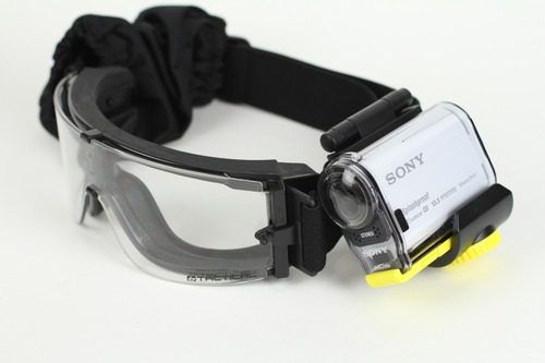 ゴーグルのバンドにも