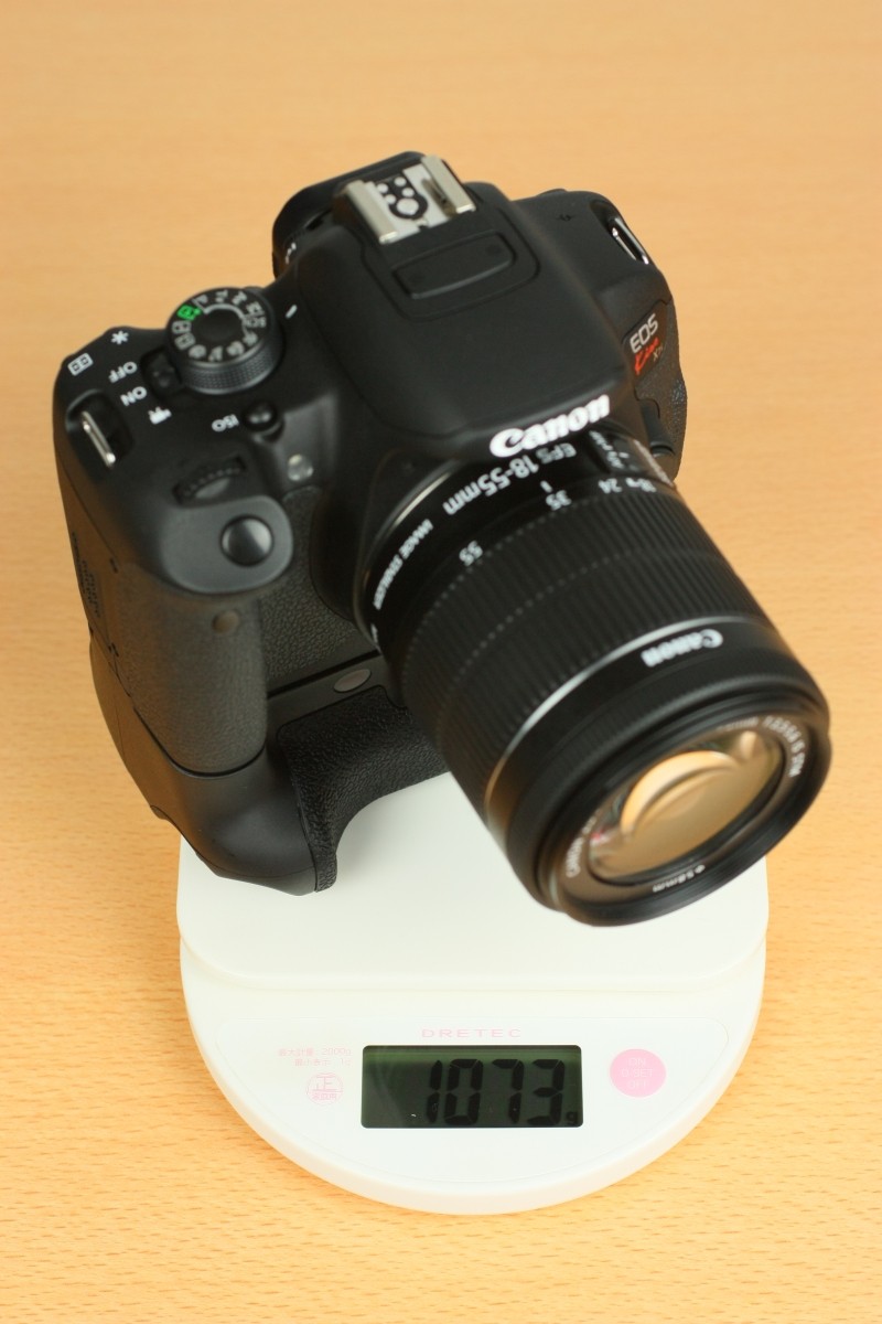 リモコン付!EOS Kiss X7i用に互換バッテリーグリップを導入 リモコン付!EOS Kiss X7i用に互換バッテリーグリップを導入