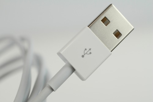 Lightningケーブル