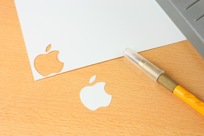 プロッターでAppleロゴを切り出し