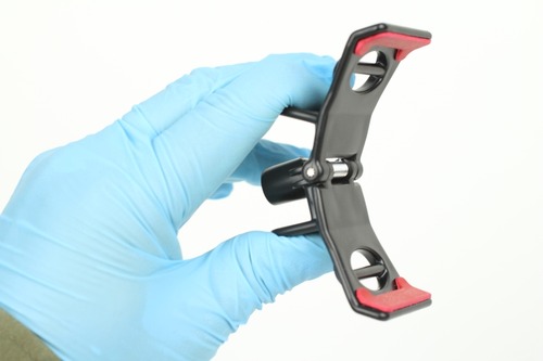 クリップを開いた状態