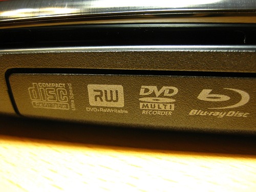 BD-ROMも読み込み可能