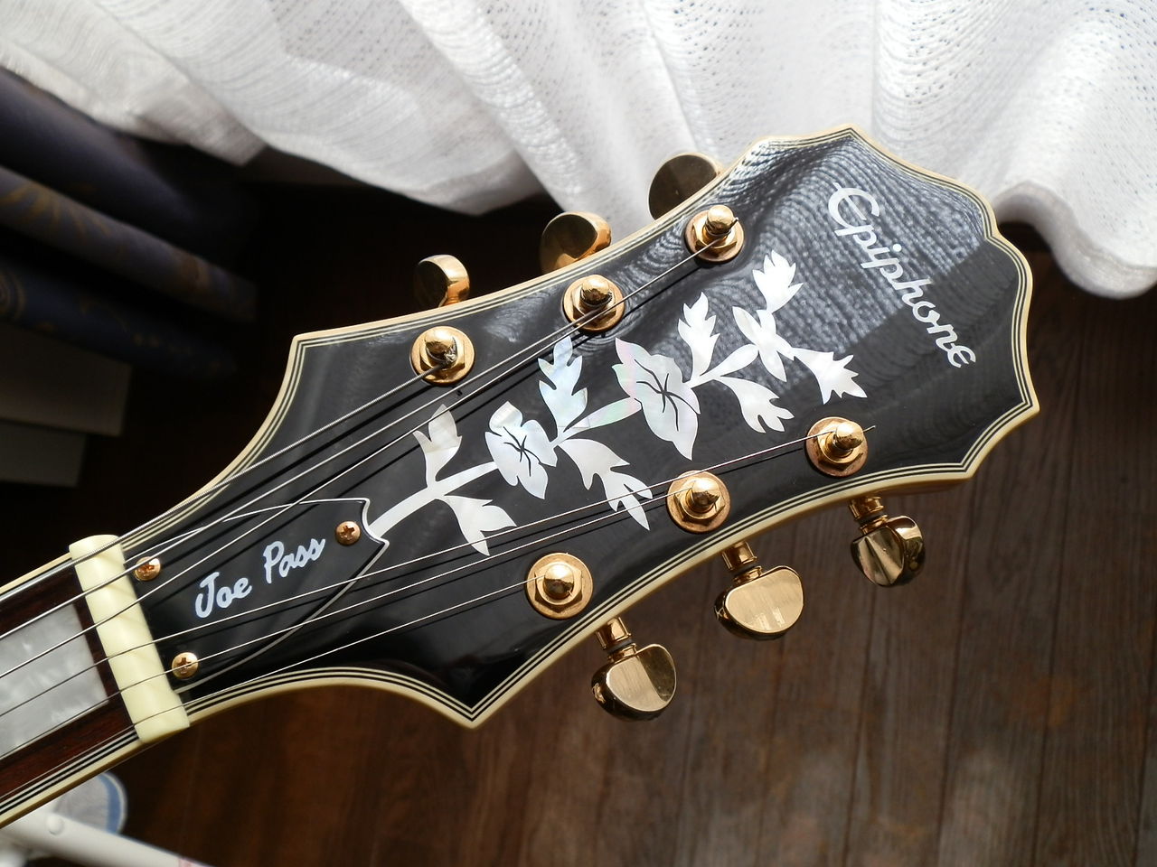 Epiphone Joe Pass emperor Ⅱ】 ブリッジ交換 Epiphone Joe Pass emperor Ⅱ】 ブリッジ交換