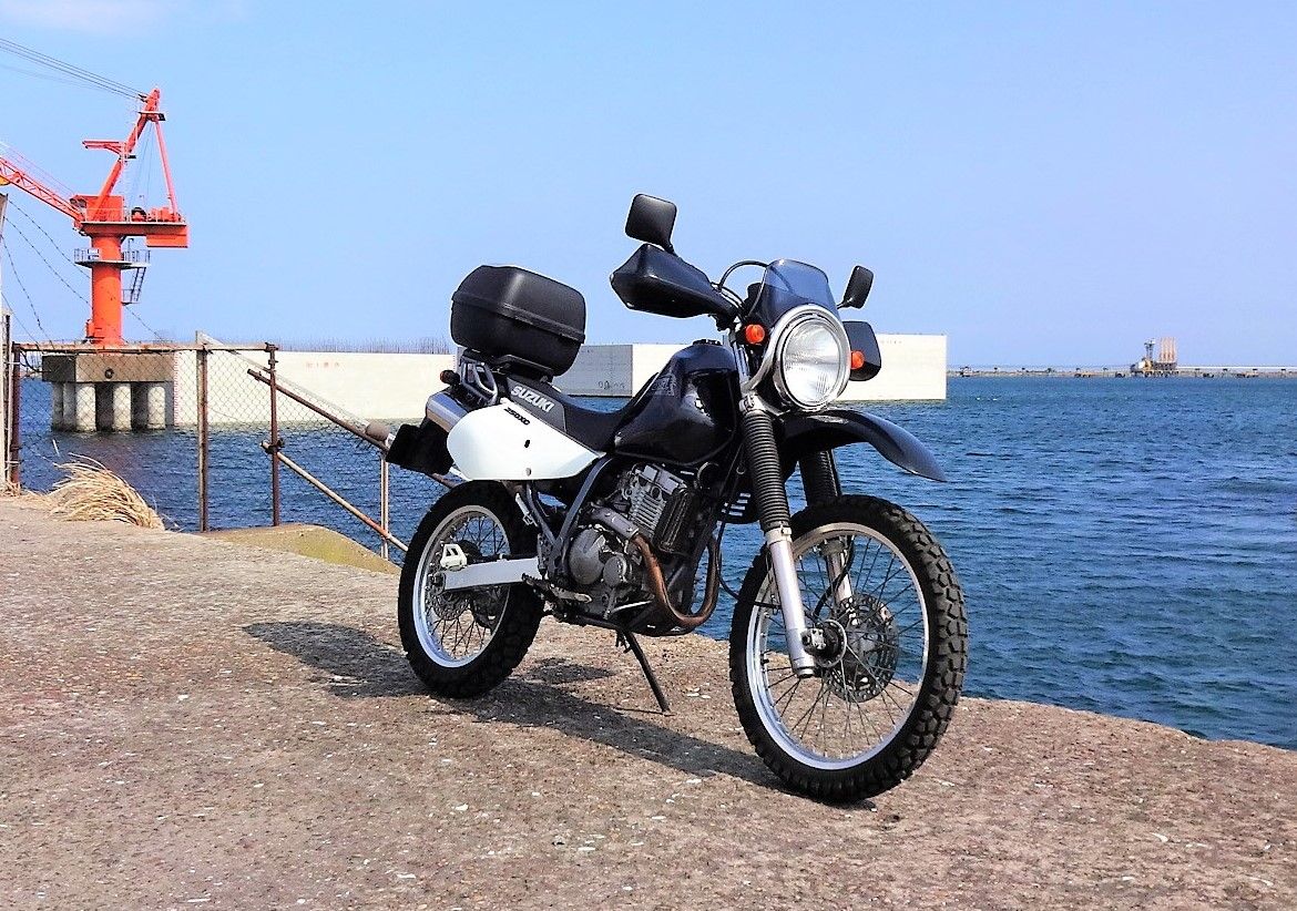 SUZUKI ジェベル250xc タンク　黒 ジェベル250XC/スズキの新車・中古バイクの相場、バイク情報