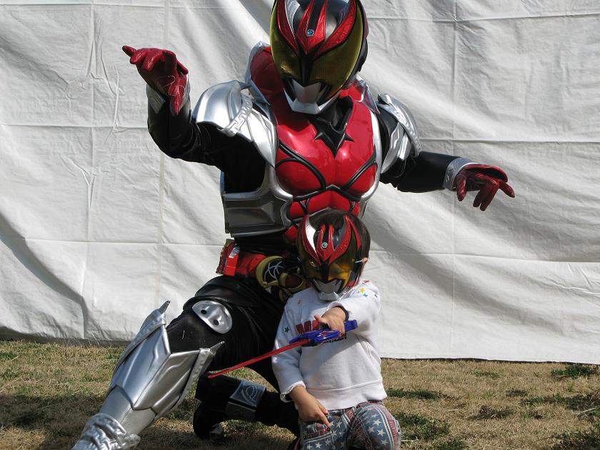 仮面ライダーキバと撮影会 人生晴れたり曇ったり